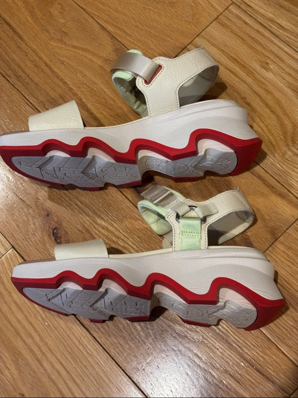 SOREL  women's  Kinetic Impact  Y Strap Wedge  Sandals 7.5 - Picture 10 of 16